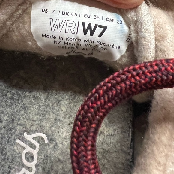 AllBirds Wool Runners Tuke French Fry Size 7 - Picture 12 of 13